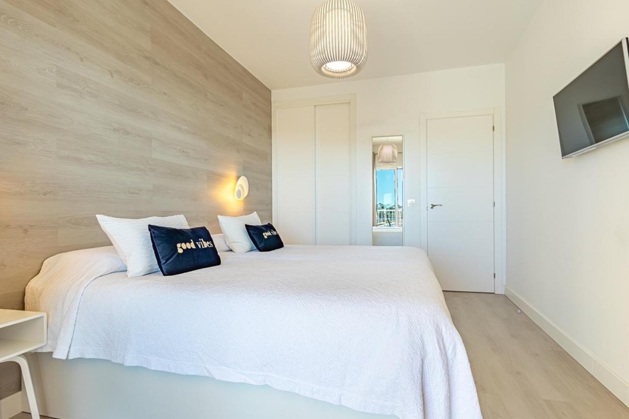 Divina Home Apartments Ла-Кала-де-Михас Экстерьер фото